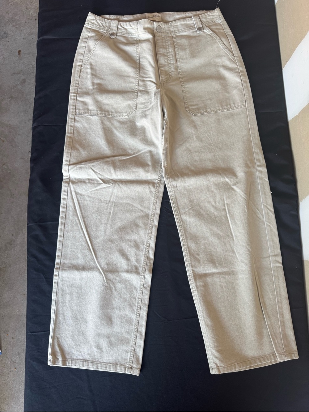 Universal Thread Sz 12 High Rise Utility Straight Leg Cargo Pants Khaki